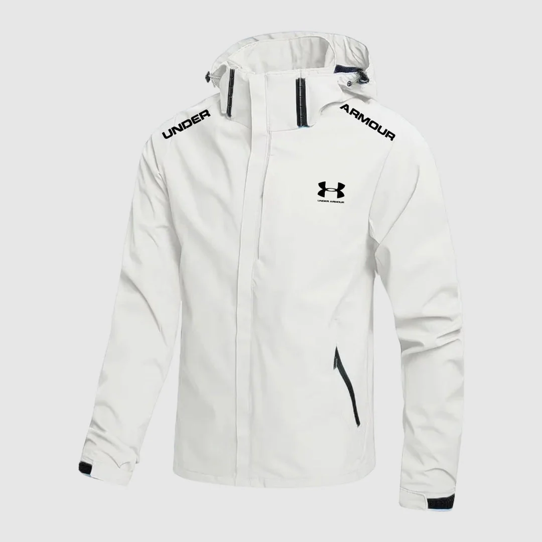 Funktionale Jacke mit Kapuze