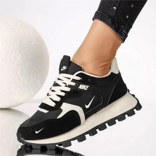 Turnschuhe für Frauen